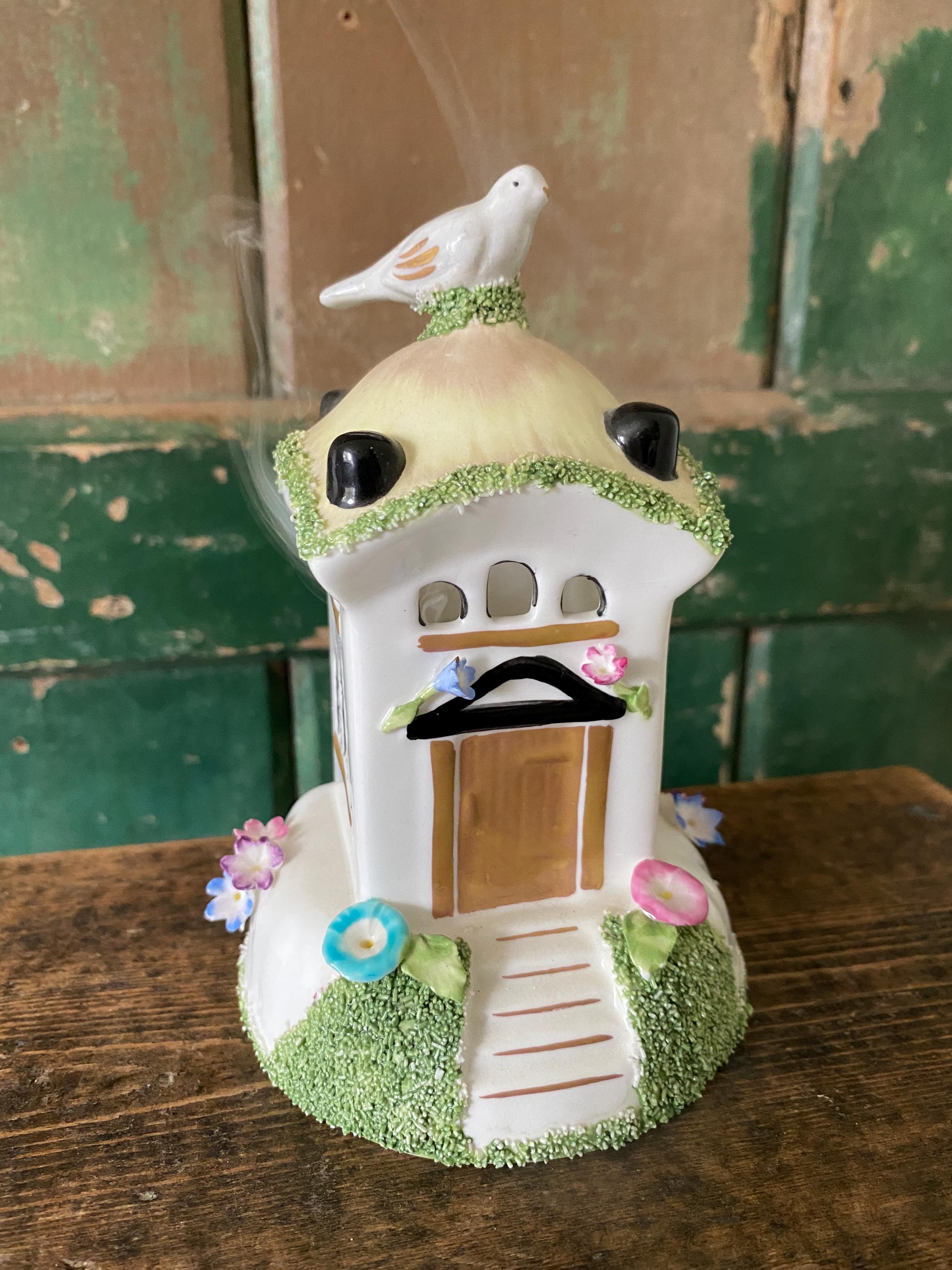 Coalport Dove Cote Ornament: Porcelain Cottage Pastille Burner