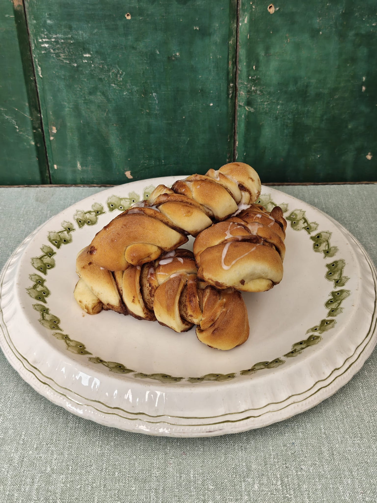 Victorian Bread Plate