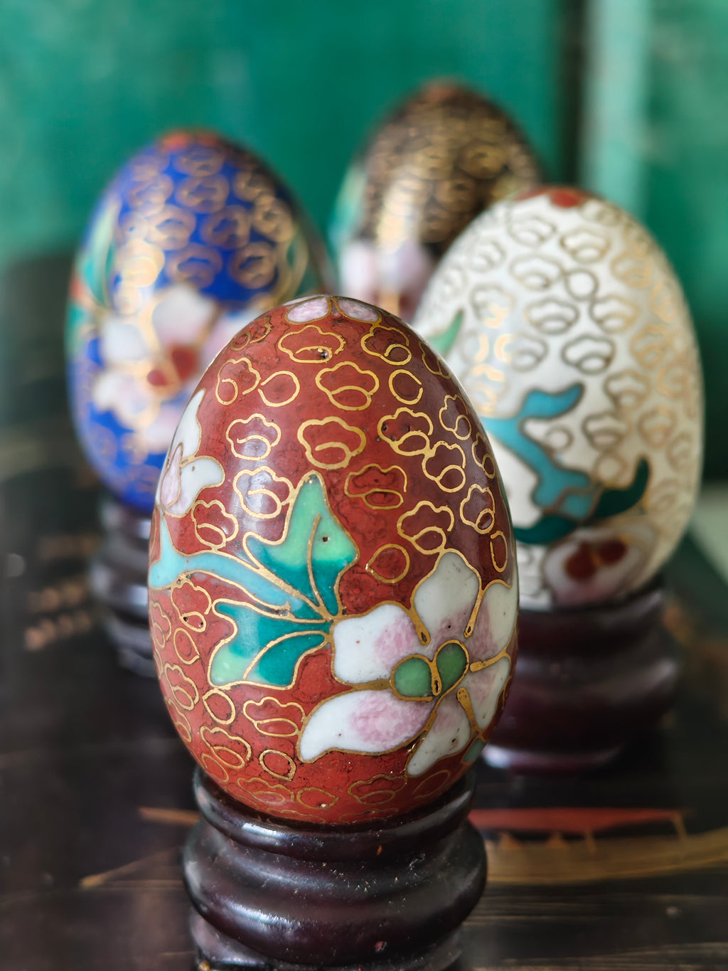 Decorative Chinese cloisonne egg