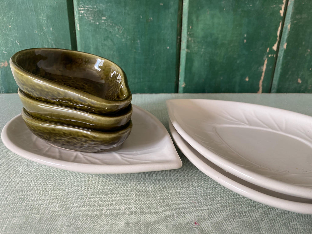 Mid Century Portuguese Majolica Avocado Dish