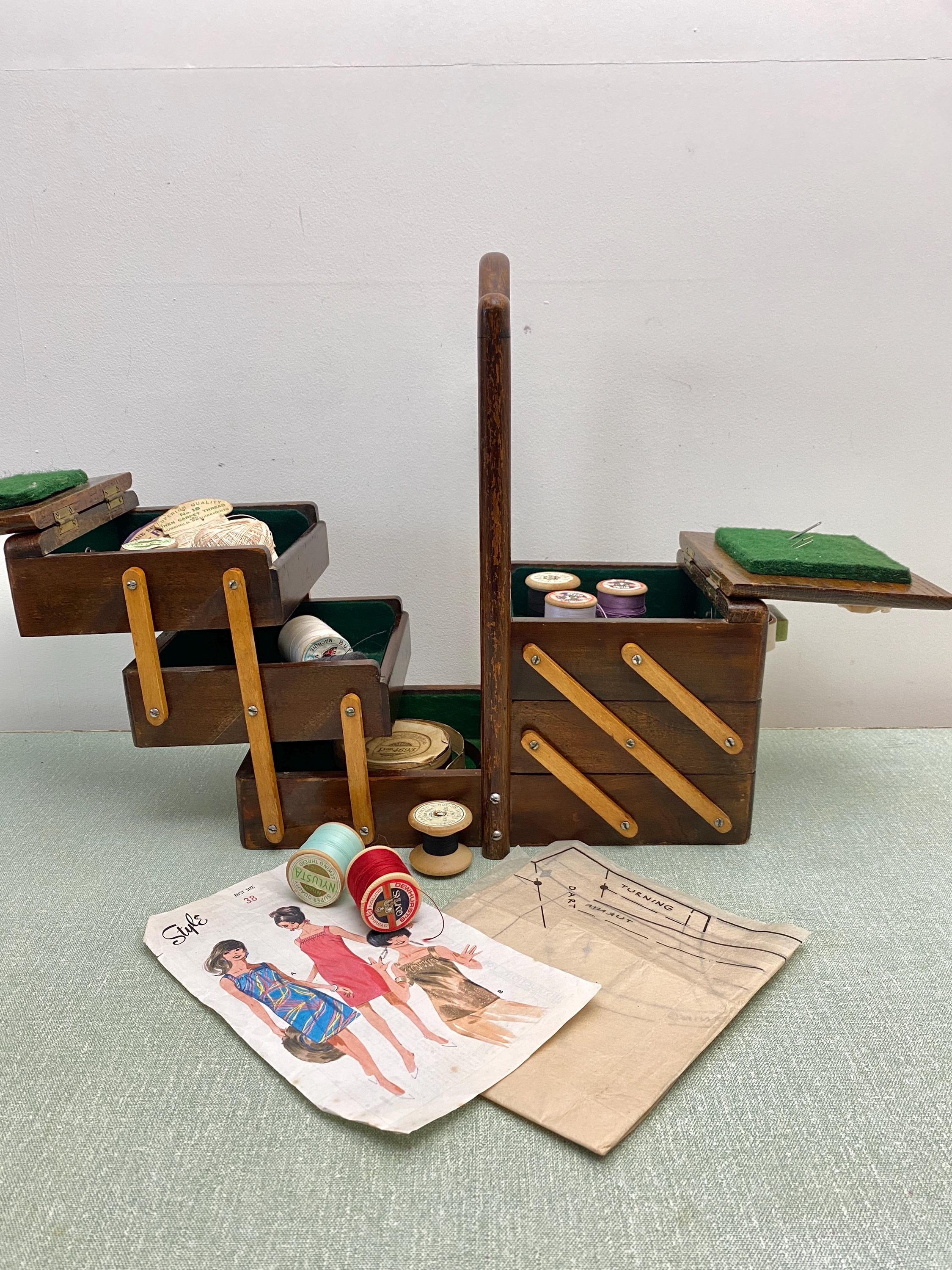 Wooden expanding sewing box with accessories